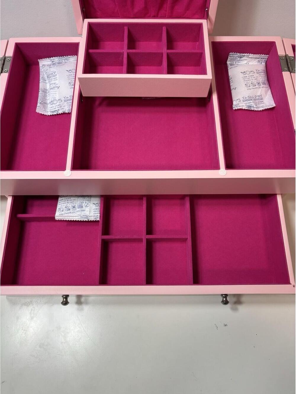 Barbie Baubles Wooden Jewelry Box by Mele and Co - Bling & Style! - Picture 7 of 14